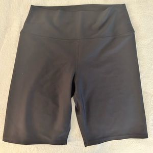 Mid length biker shorts